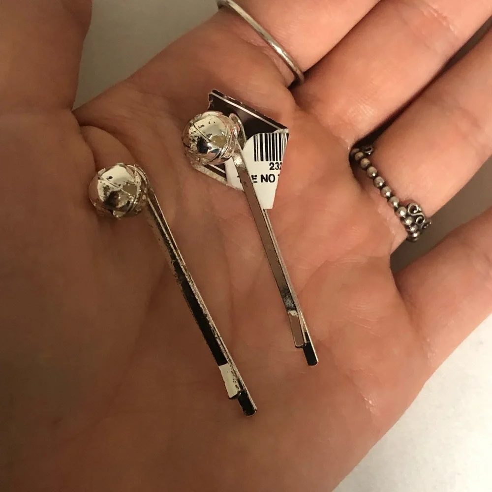 henri bendel Silver Logo Ball Bobby Pins, Rare Collector’s Piece.